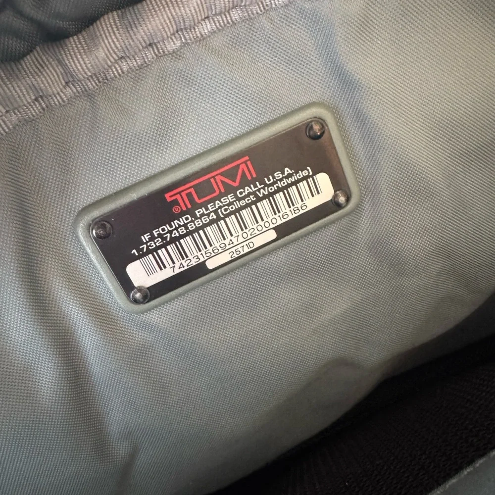 Tumi 2571D Black Nylon Leather Laptop Shoulder Top Handel Travel‎ Messenger Bag